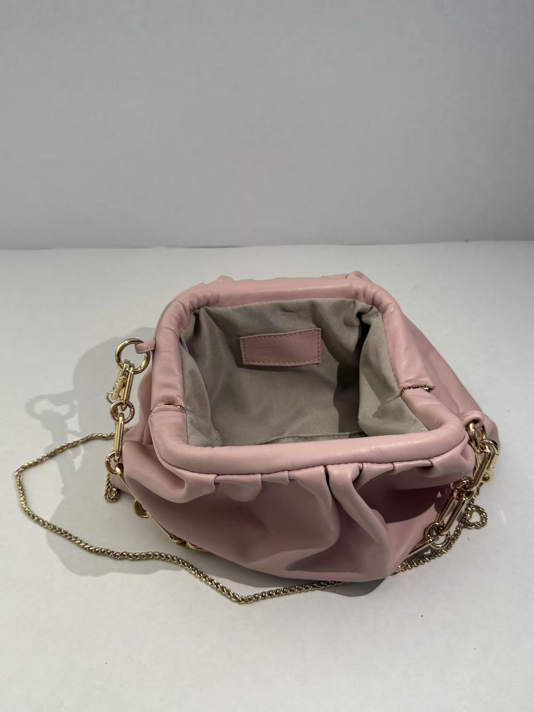 Chain pouch — tumbled calf, brass chain
